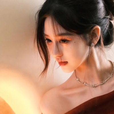 远看是蔚蓝的春天